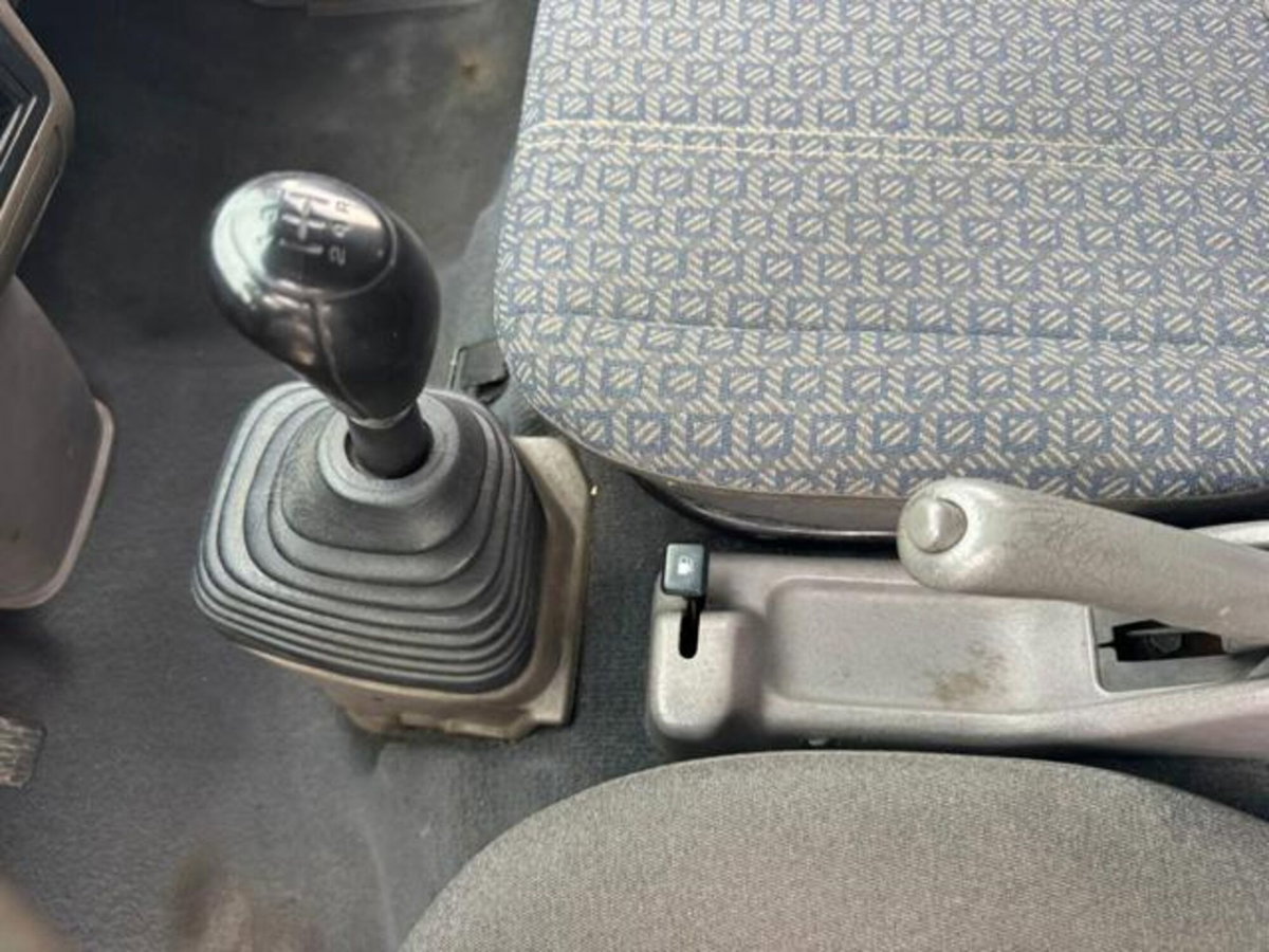 Kia Pregio 2.5 TDI Air Furgone (12)