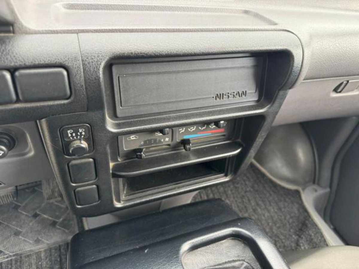 Nissan Vanette Furgone Practic 2.3 diesel PC Furgone (11)