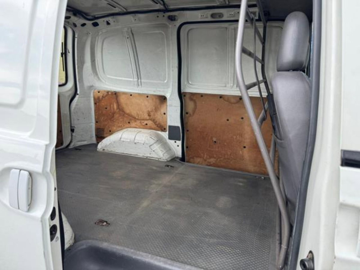 Nissan Vanette Furgone Practic 2.3 diesel PC Furgone (14)