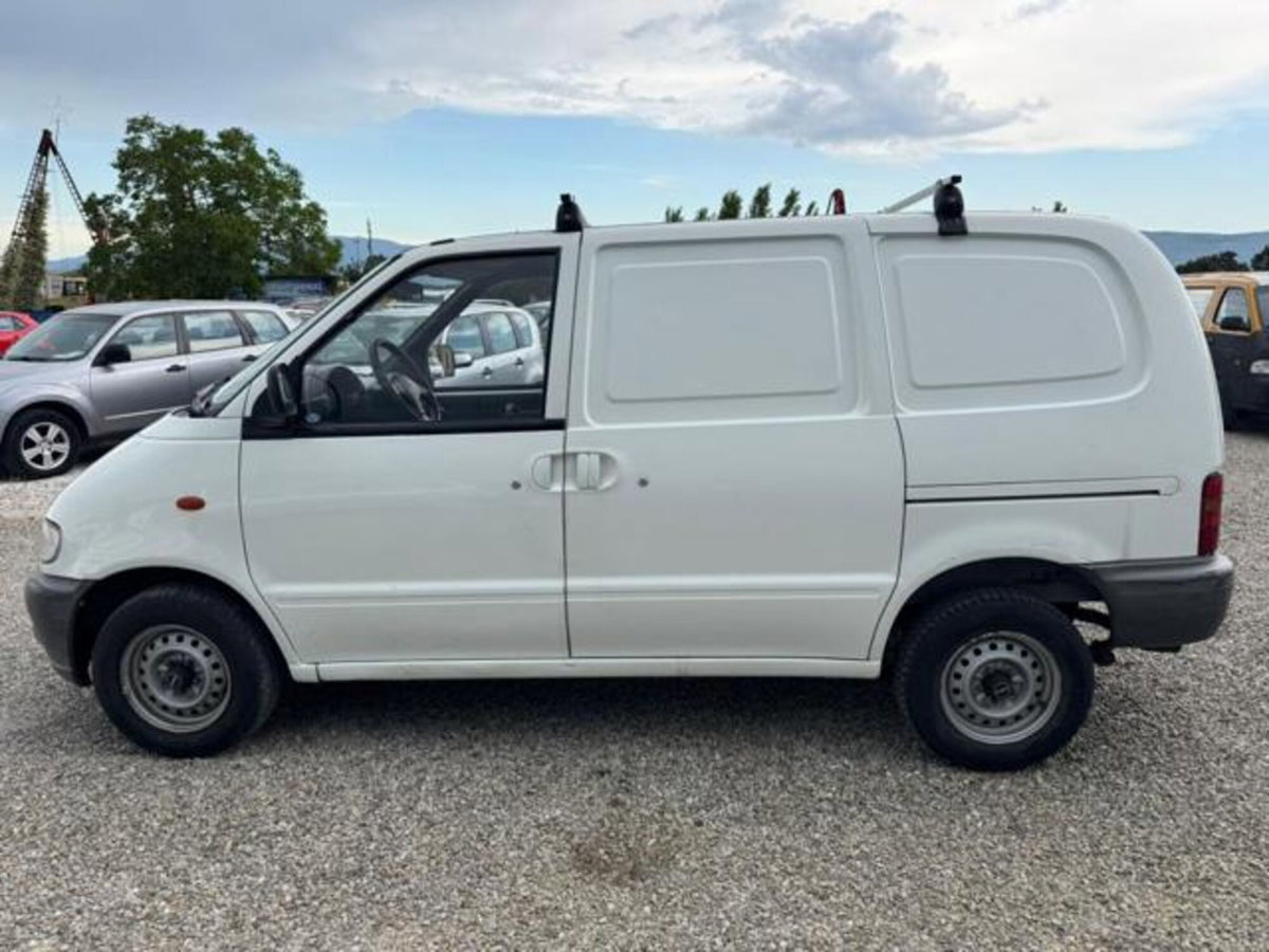 Nissan Vanette Furgone Practic 2.3 diesel PC Furgone (3)