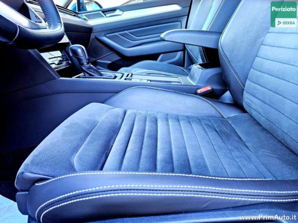 Volkswagen Passat Variant 2.0 TDI SCR EVO DSG Business (14)