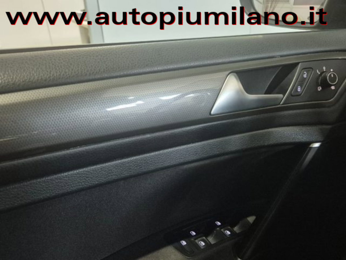 Volkswagen Golf Variant 1.6 TDI 115 CV Business BlueMotion Technology (15)