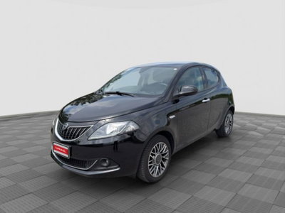 Lancia Ypsilon 1.0 FireFly 5 porte S&S Hybrid Ecochic A. Ferretti usata