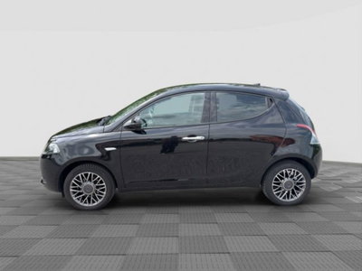 Lancia Ypsilon 1.0 FireFly 5 porte S&S Hybrid Ecochic A. Ferretti (2)