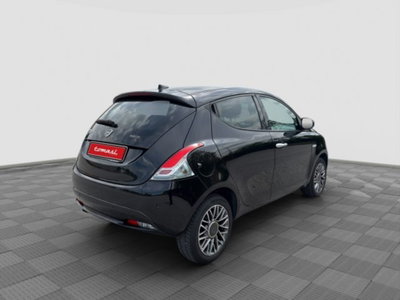 Lancia Ypsilon 1.0 FireFly 5 porte S&S Hybrid Ecochic A. Ferretti (4)