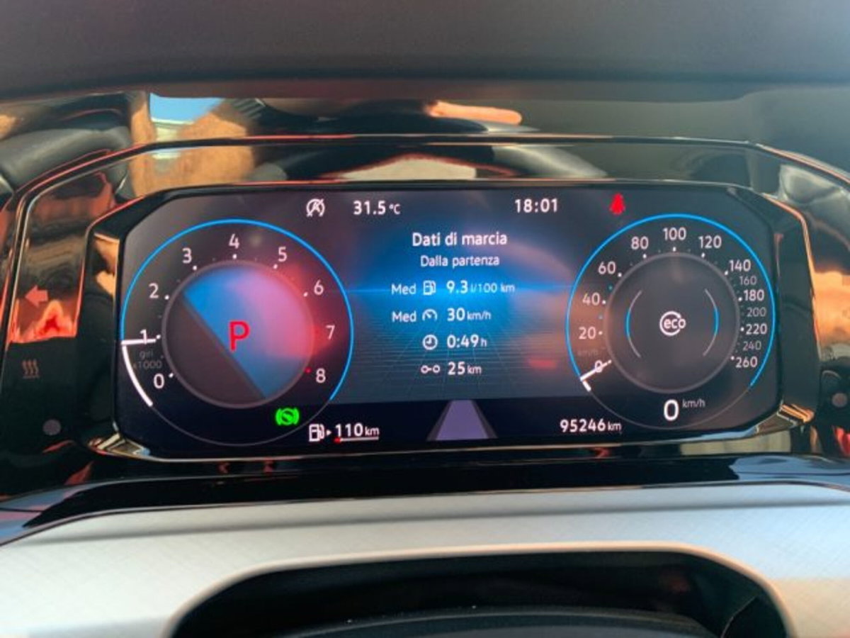 Volkswagen Golf Variant 1.0 eTSI EVO DSG Life (14)