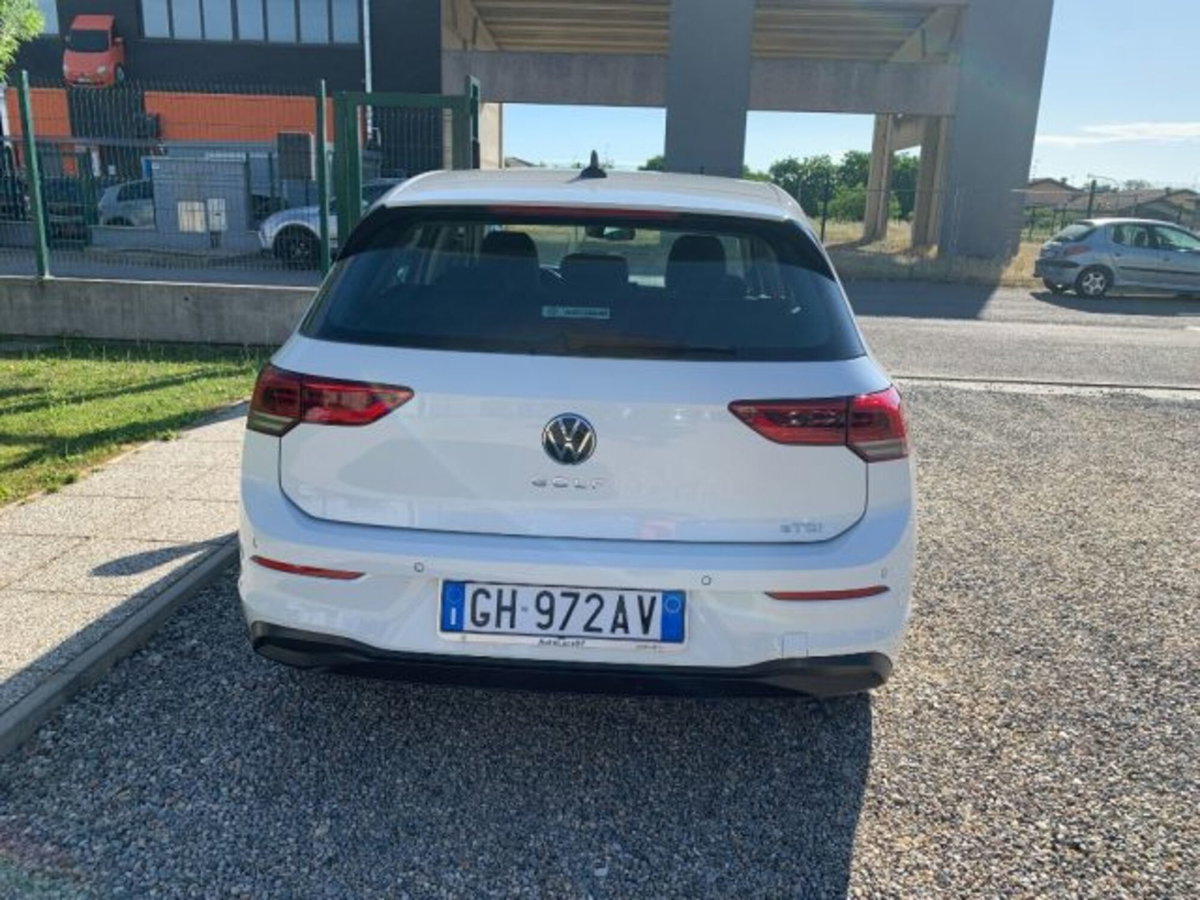 Volkswagen Golf Variant 1.0 eTSI EVO DSG Life (6)