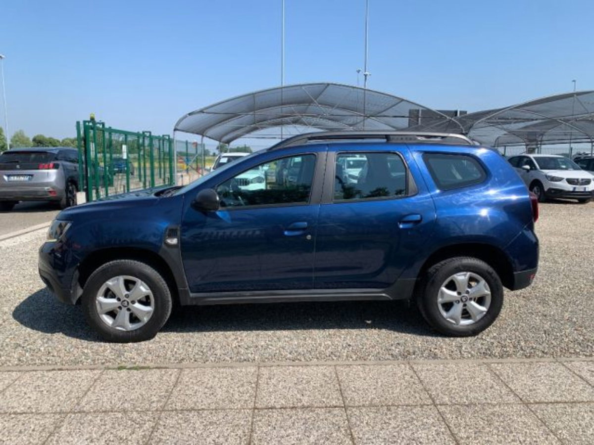Dacia Duster 1.5 dCi 8V 110 CV 4x2 Comfort (8)