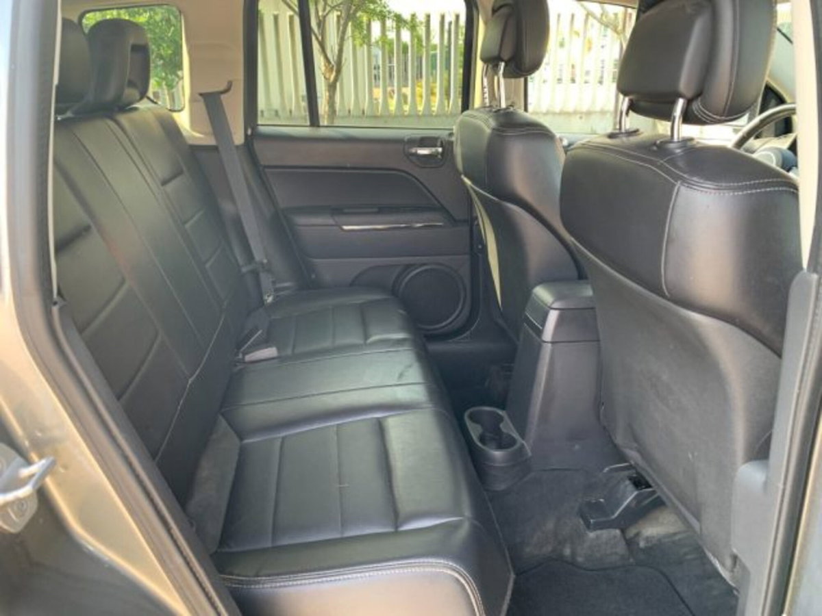 Jeep Compass 2.2 CRD Limited 2WD (11)