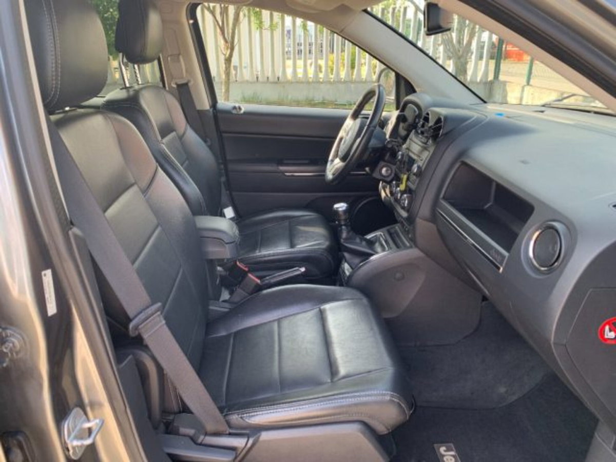 Jeep Compass 2.2 CRD Limited 2WD (12)