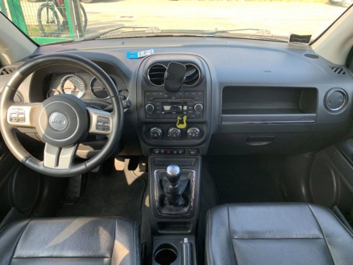 Jeep Compass 2.2 CRD Limited 2WD (14)