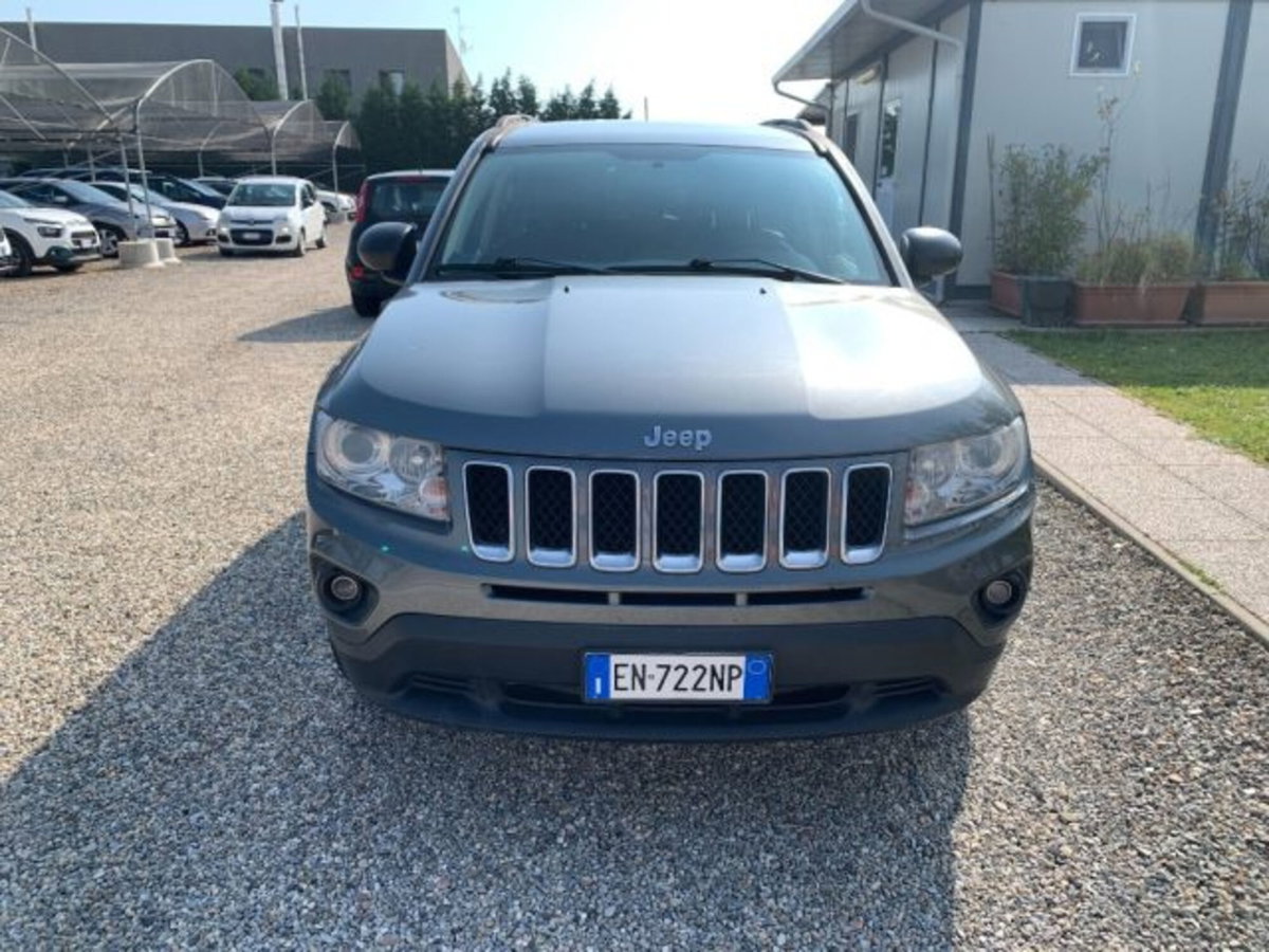 Jeep Compass 2.2 CRD Limited 2WD (2)