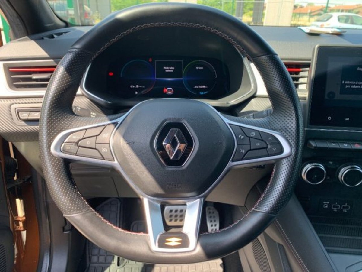 Renault Captur Full Hybrid E-Tech 145 CV Rive Gauche (16)