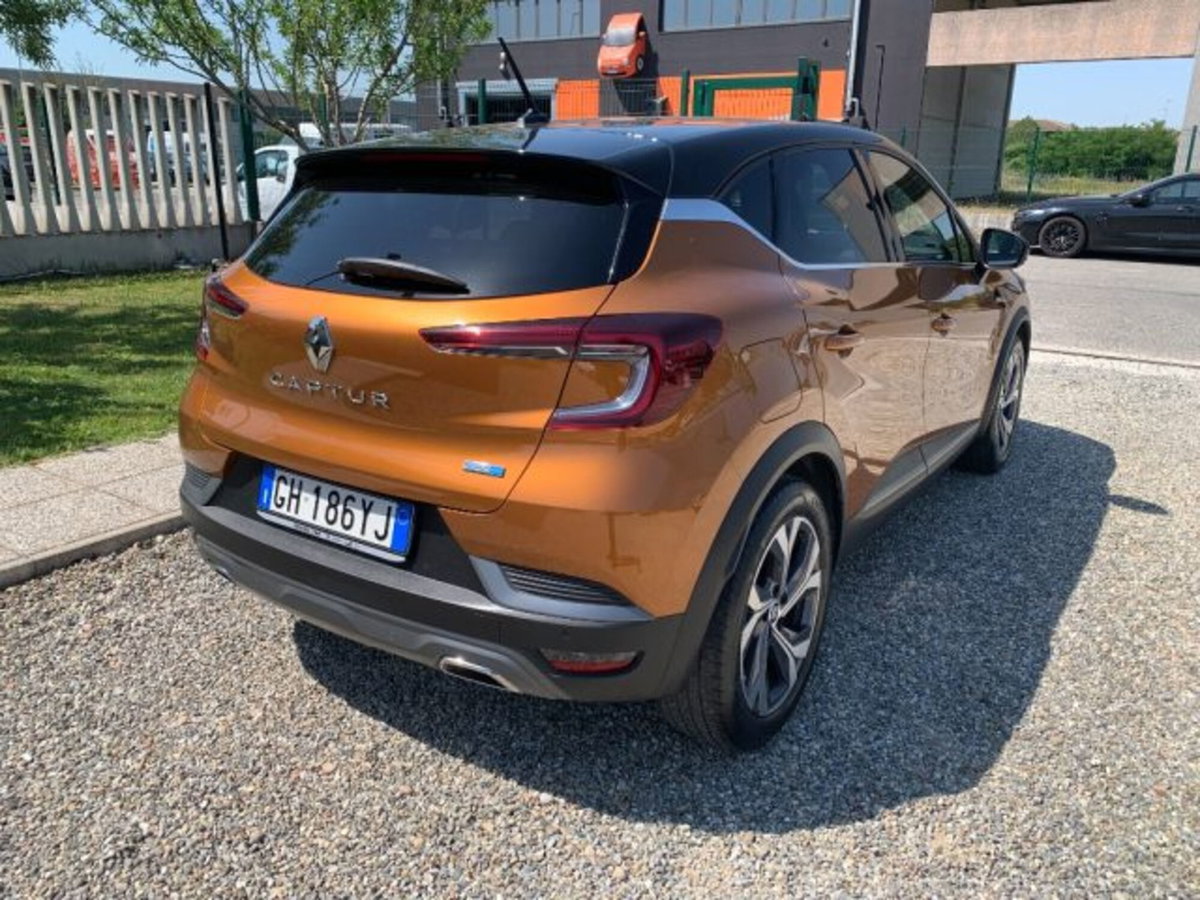 Renault Captur Full Hybrid E-Tech 145 CV Rive Gauche (5)