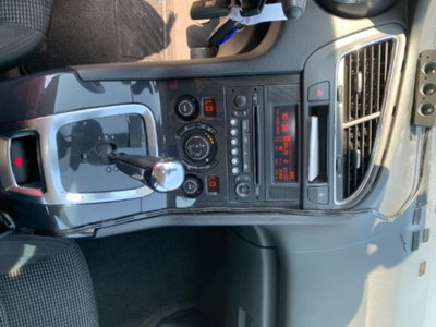 Peugeot 5008 1.6 e-HDi 112CV Stop&Start cambio robotizzato Active (15)