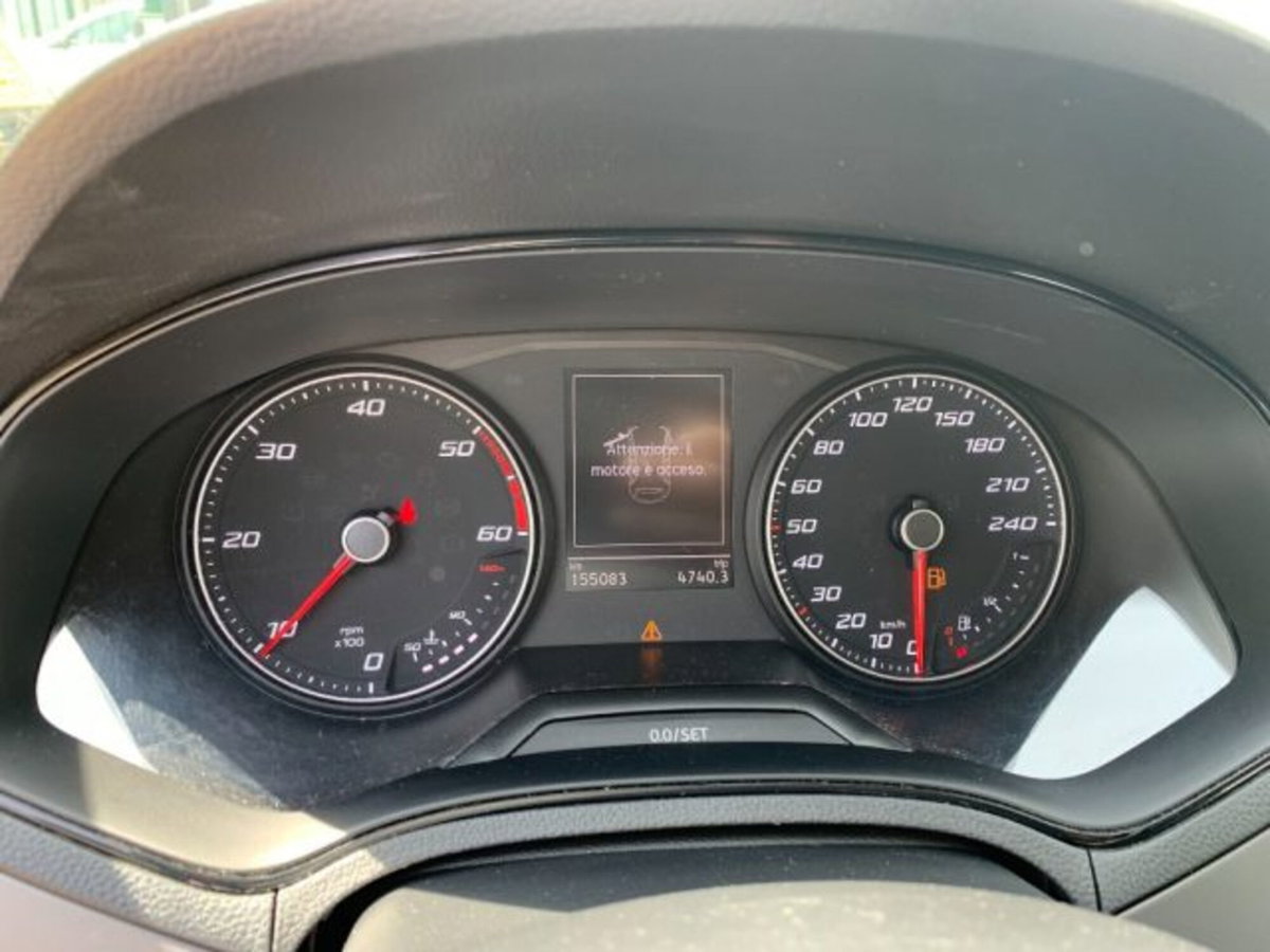 SEAT Ibiza 1.6 TDI 95 CV 5 porte Business (13)