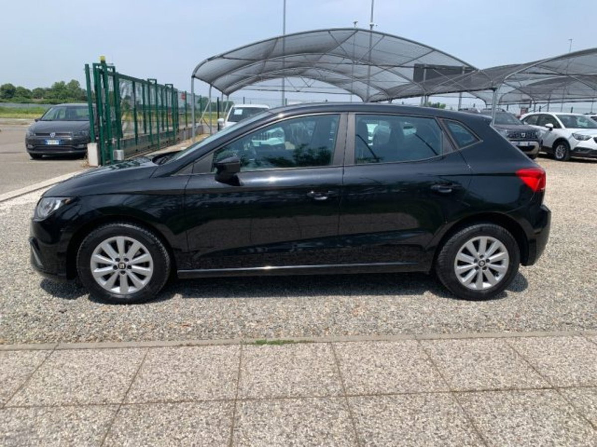 SEAT Ibiza 1.6 TDI 95 CV 5 porte Business (8)