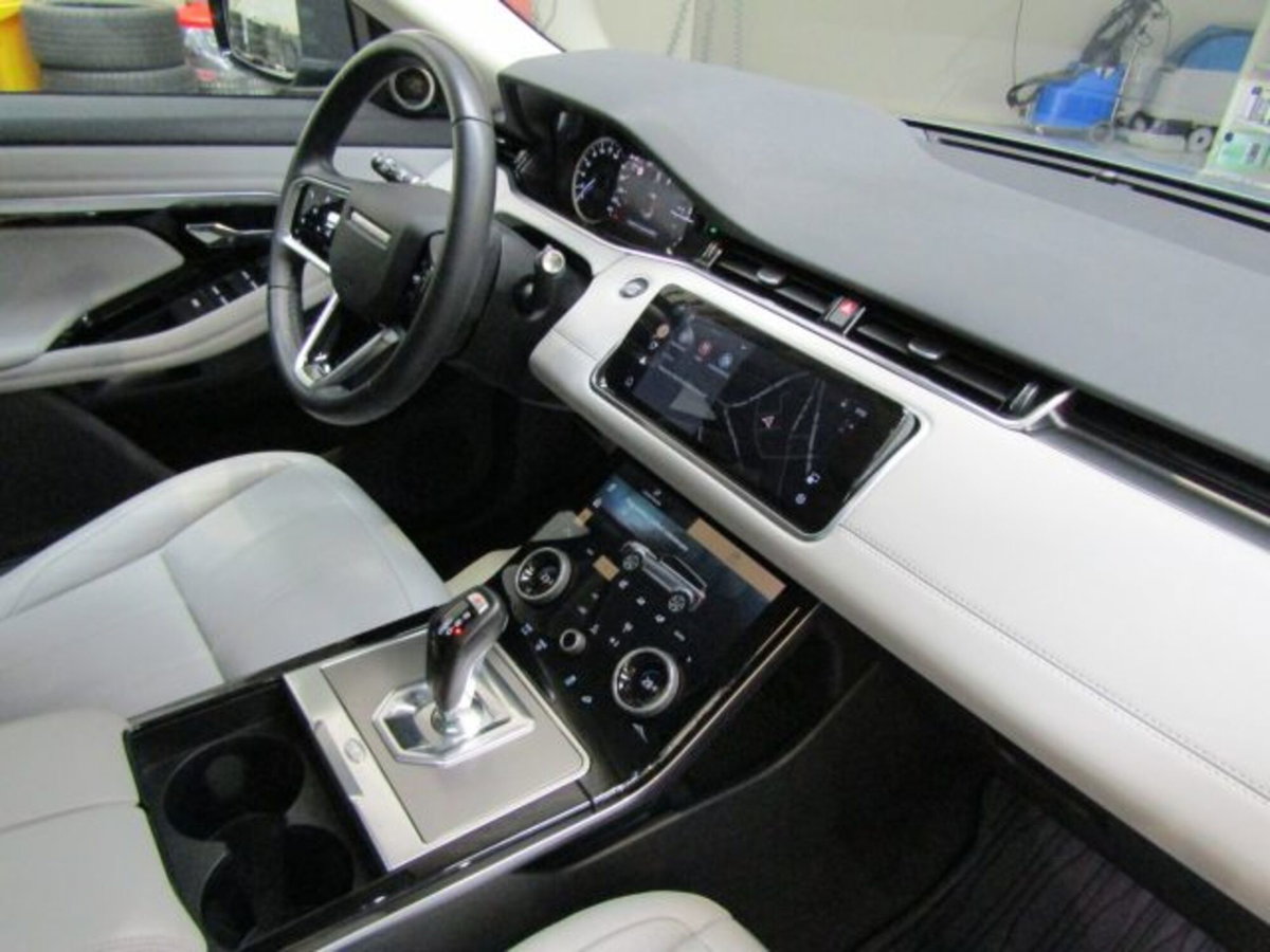 Land Rover Range Rover Evoque 2.0D I4 163CV AWD Auto R-Dynamic SE (18)