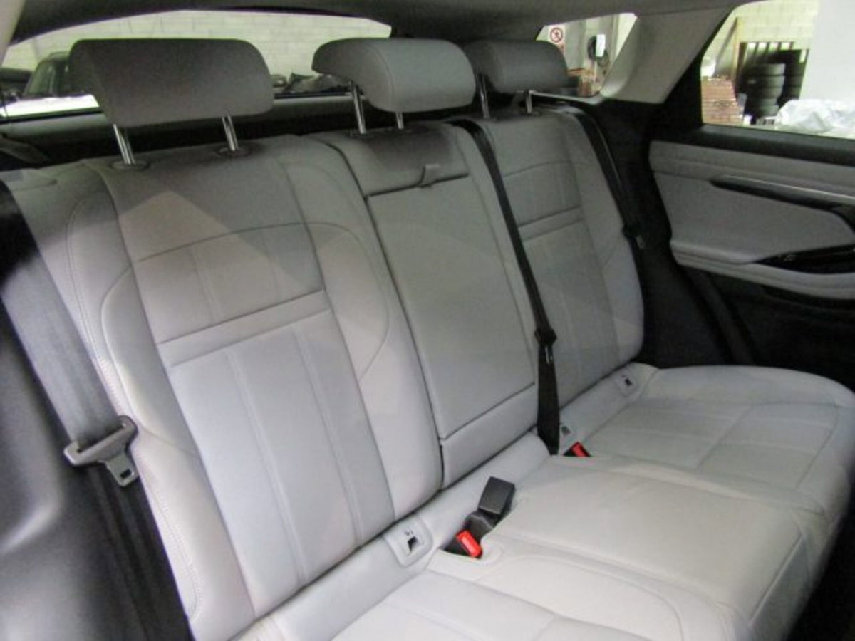 Land Rover Range Rover Evoque 2.0D I4 163CV AWD Auto R-Dynamic SE (15)