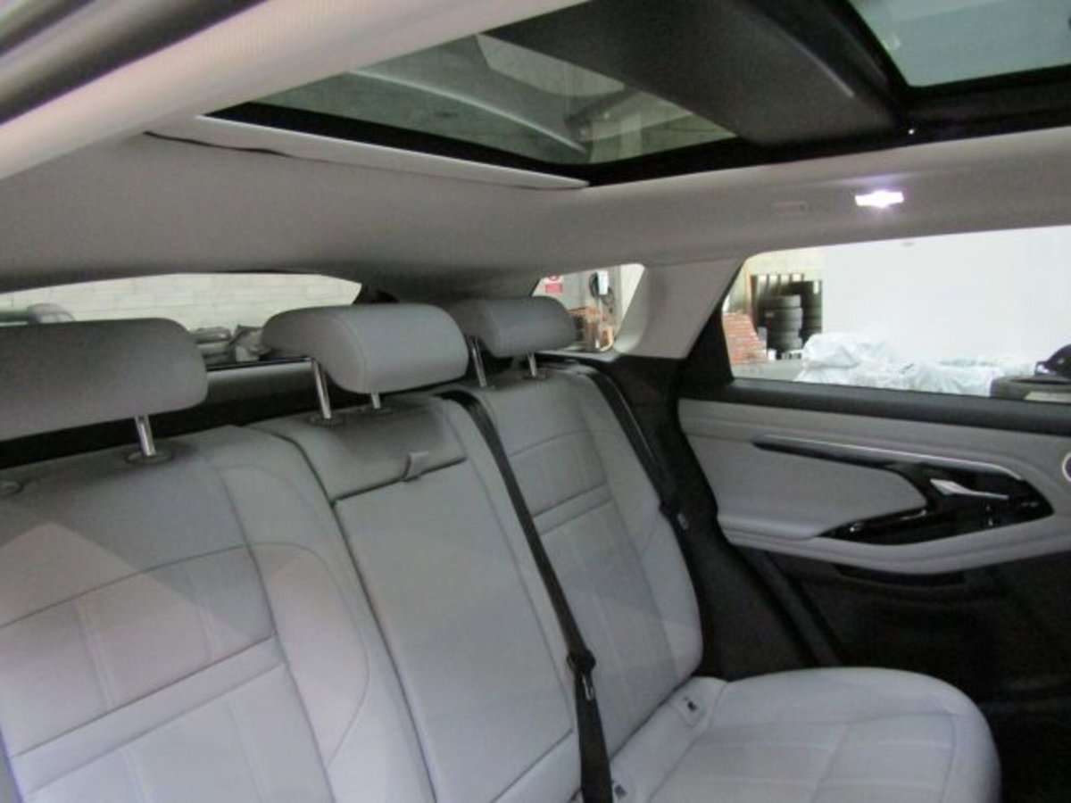 Land Rover Range Rover Evoque 2.0D I4 163CV AWD Auto R-Dynamic SE (16)