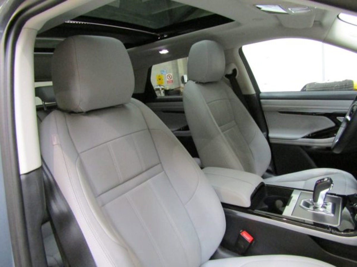 Land Rover Range Rover Evoque 2.0D I4 163CV AWD Auto R-Dynamic SE (20)