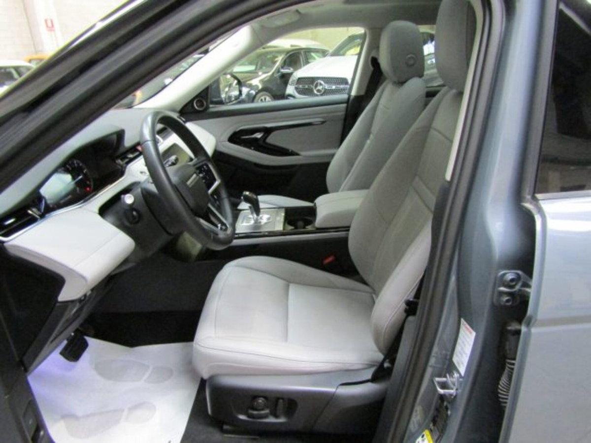 Land Rover Range Rover Evoque 2.0D I4 163CV AWD Auto R-Dynamic SE (8)
