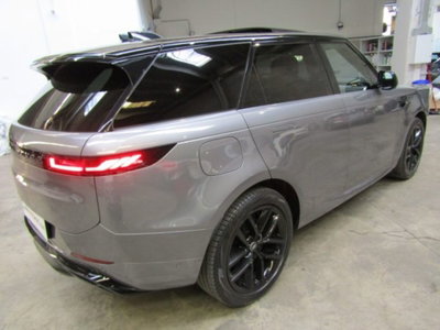 Land Rover Range Rover Sport 3.0D l6 300 CV HSE Dynamic Stealth (4)