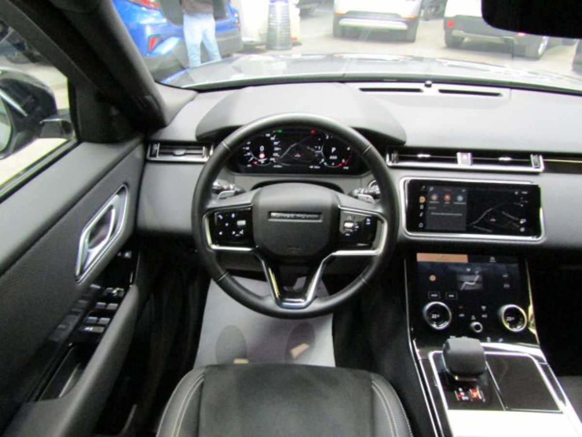 Land Rover Range Rover Velar 2.0D I4 204 CV R-Dynamic HSE (19)