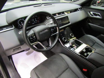 Land Rover Range Rover Velar 2.0D I4 204 CV R-Dynamic SE (9)