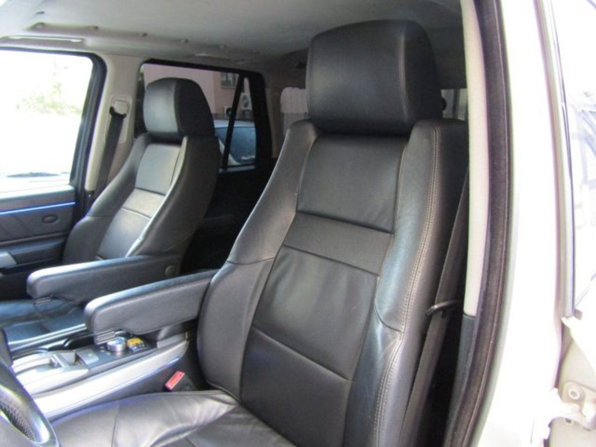 Land Rover Range Rover Sport 2.7 TDV6 HSE (10)