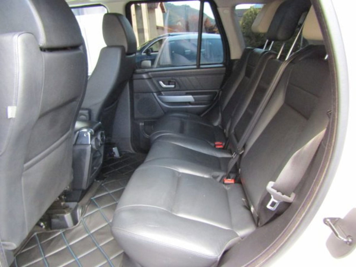 Land Rover Range Rover Sport 2.7 TDV6 HSE (11)
