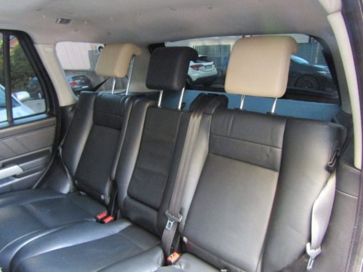 Land Rover Range Rover Sport 2.7 TDV6 HSE (12)