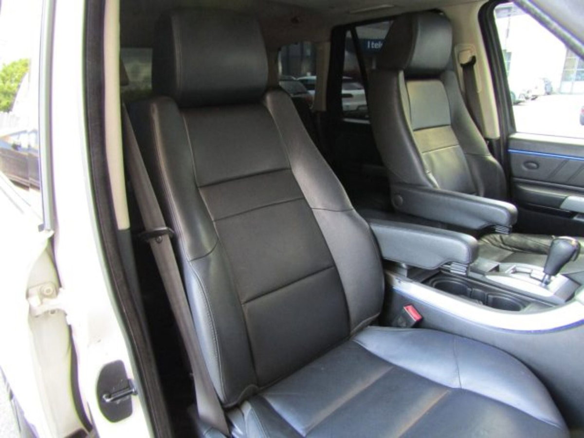 Land Rover Range Rover Sport 2.7 TDV6 HSE (17)