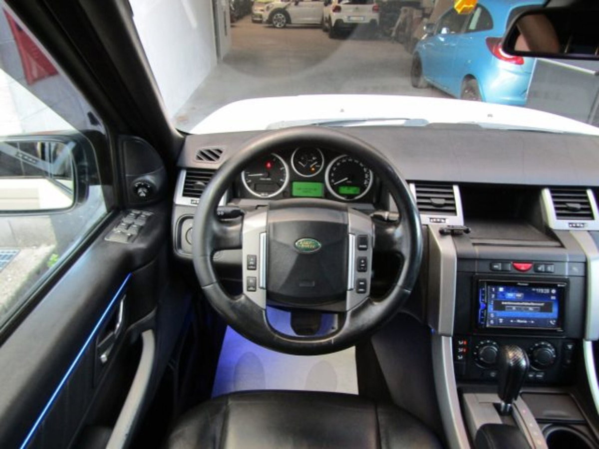 Land Rover Range Rover Sport 2.7 TDV6 HSE (19)