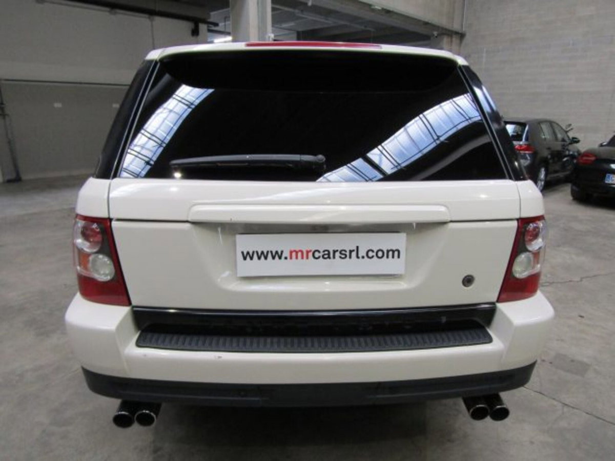 Land Rover Range Rover Sport 2.7 TDV6 HSE (6)