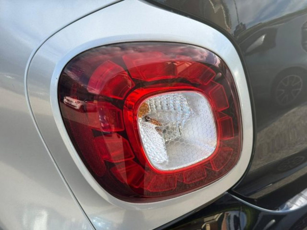 smart forfour forfour 90 0.9 Turbo twinamic Prime (18)