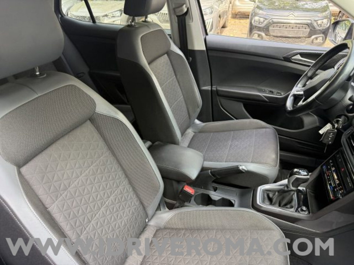 Volkswagen T-Cross 1.0 TSI 110 CV DSG Advanced (9)