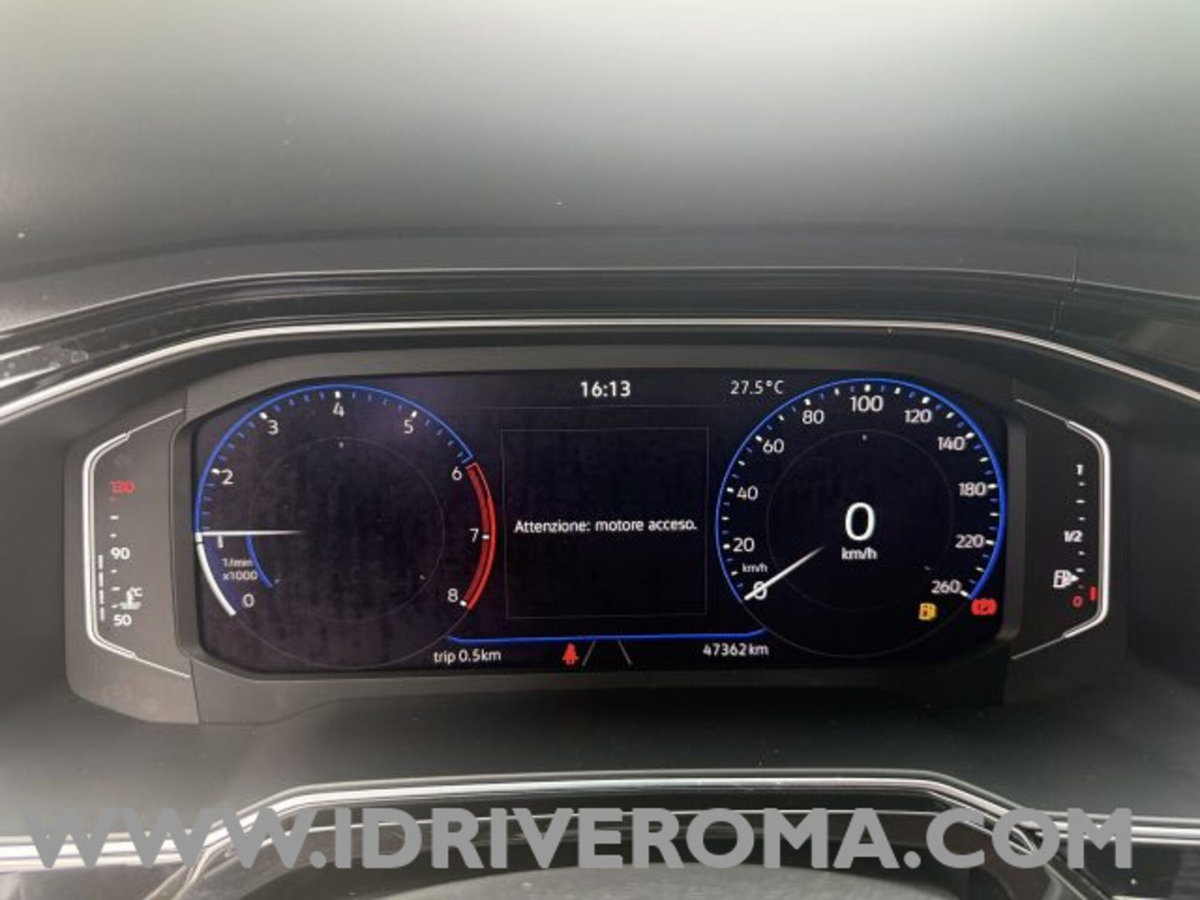Volkswagen Polo 1.0 tsi Style 95cv (14)