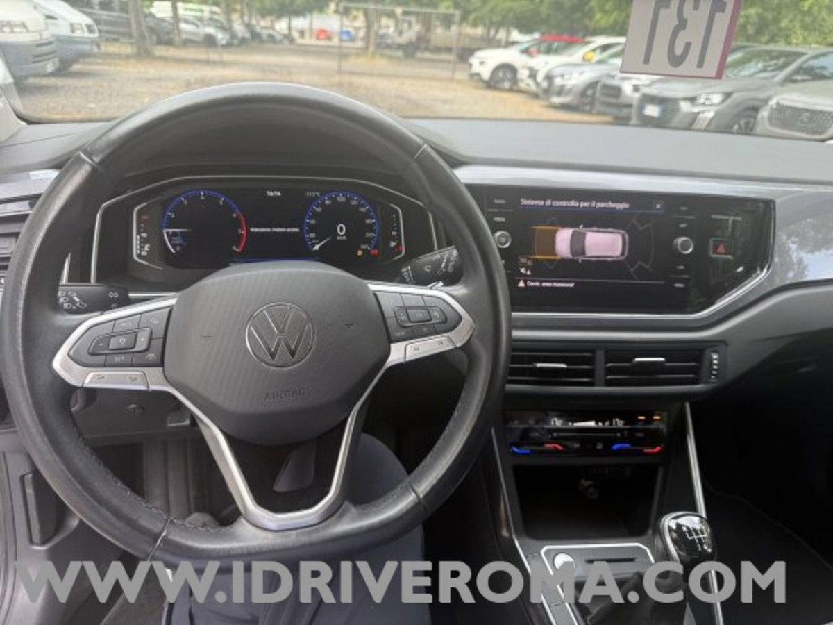 Volkswagen Polo 1.0 tsi Style 95cv (17)
