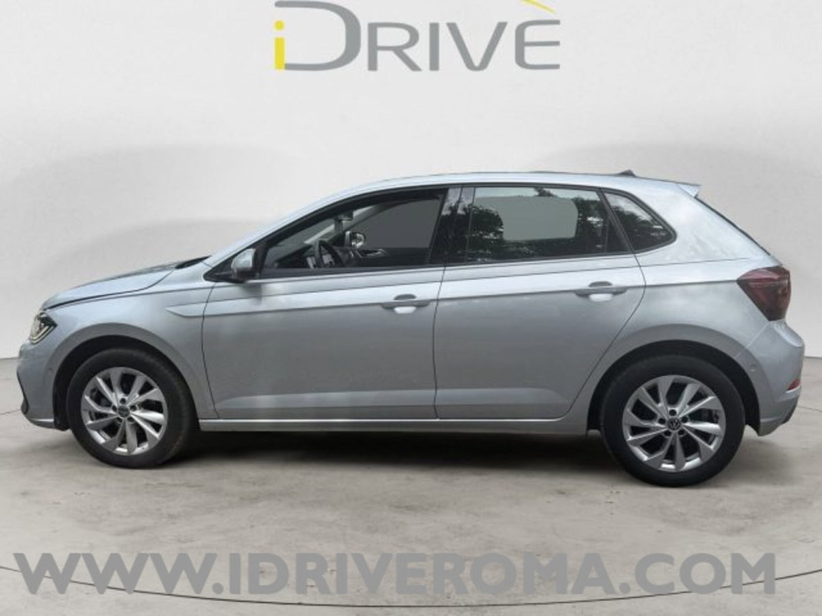 Volkswagen Polo 1.0 tsi Style 95cv (4)
