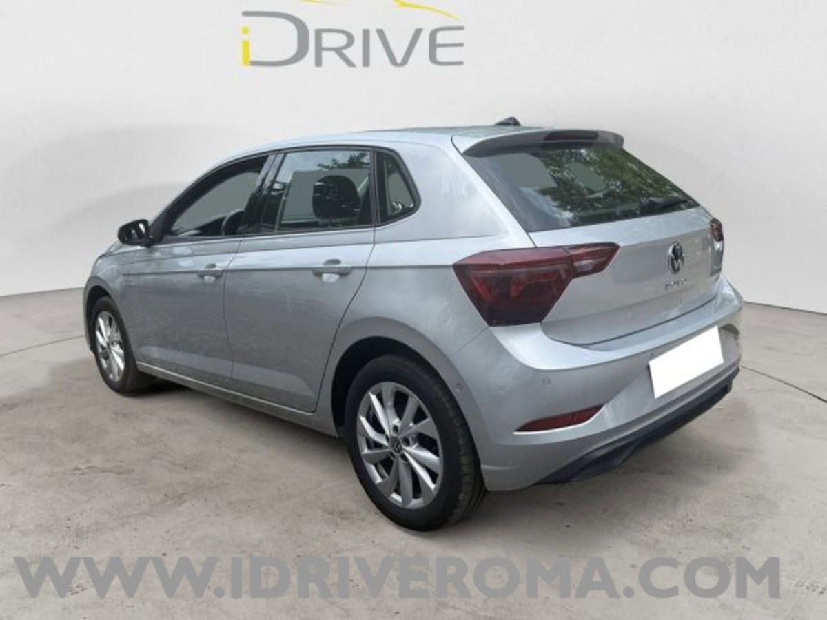 Volkswagen Polo 1.0 tsi Style 95cv (5)