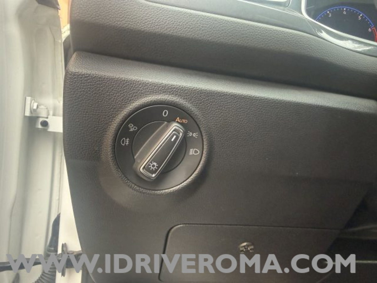 Volkswagen T-Roc 1.0 TSI Style (13)