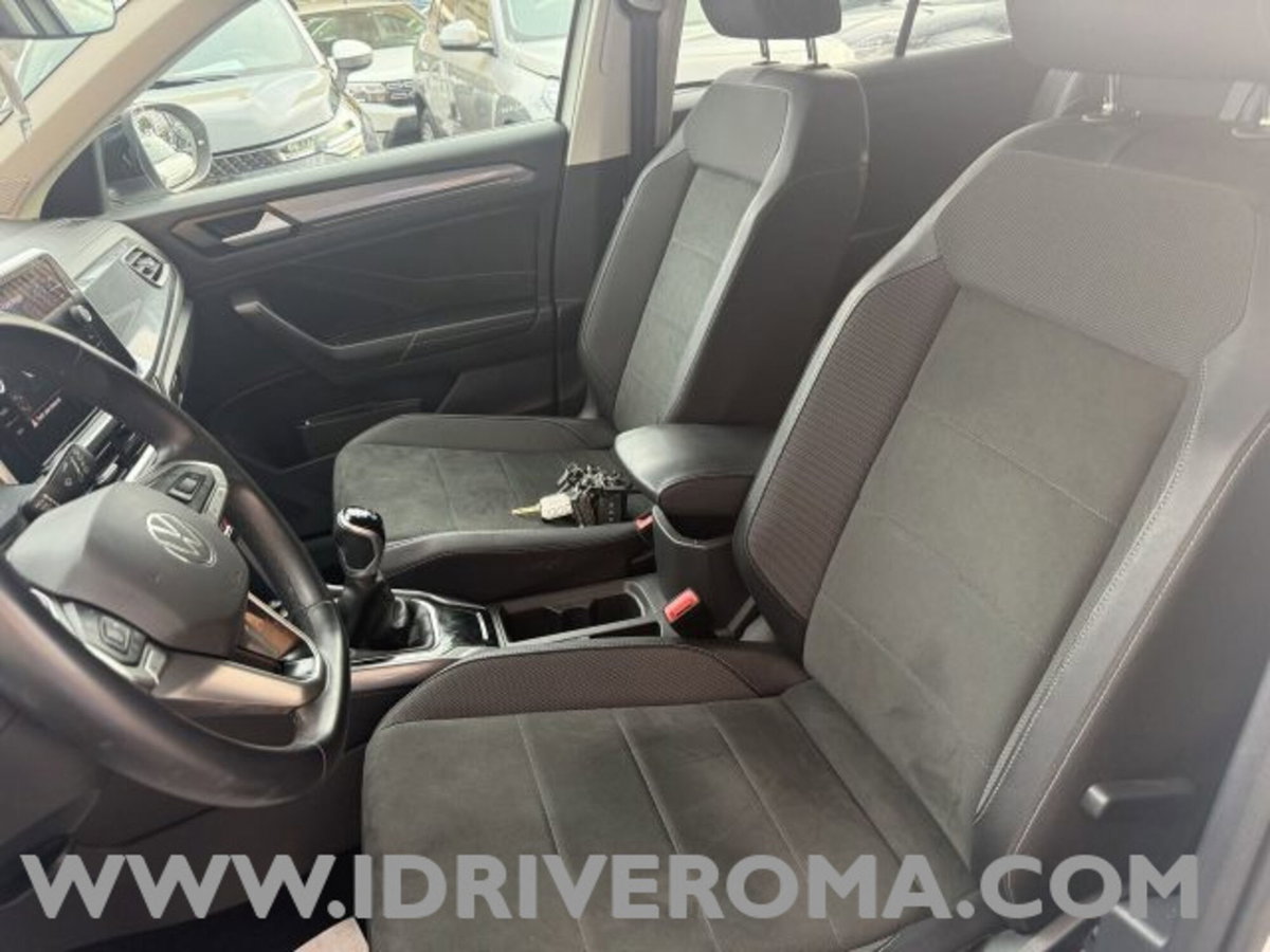 Volkswagen T-Roc 1.0 TSI Style (9)