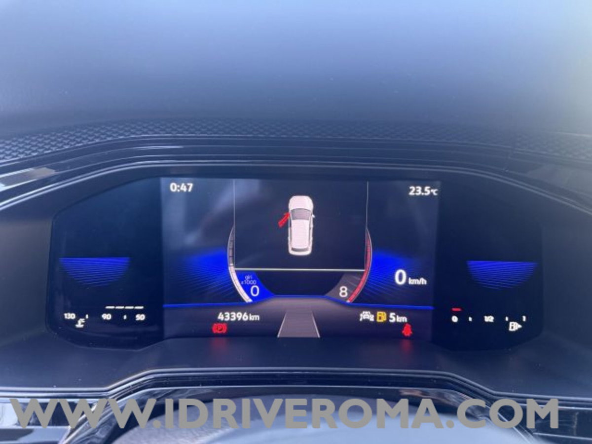 Volkswagen Polo 1.0 tsi Life 95cv (7)