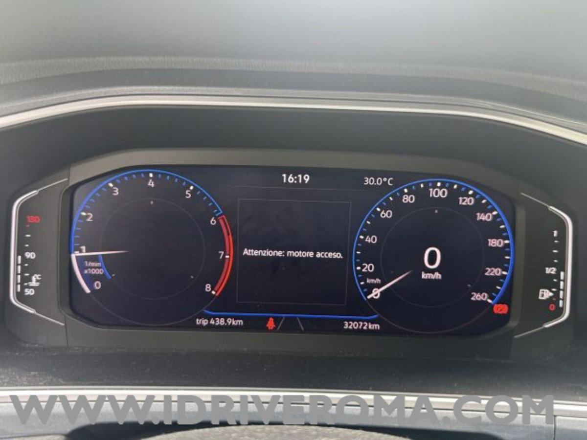 Volkswagen T-Roc 1.0 TSI Style (10)