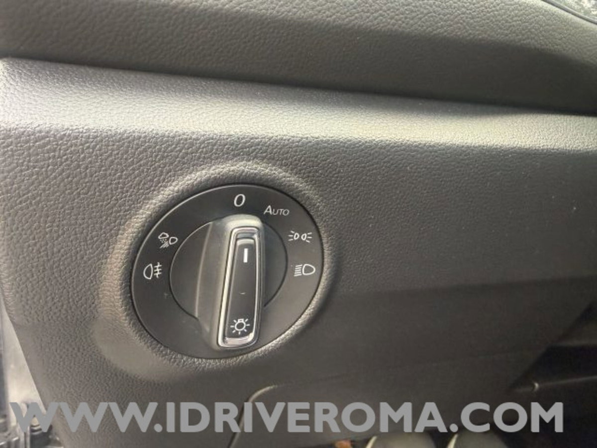 Volkswagen T-Roc 1.0 TSI Style (14)