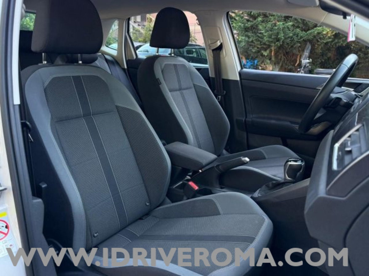 Volkswagen Polo 1.0 tsi Style 95cv dsg (7)