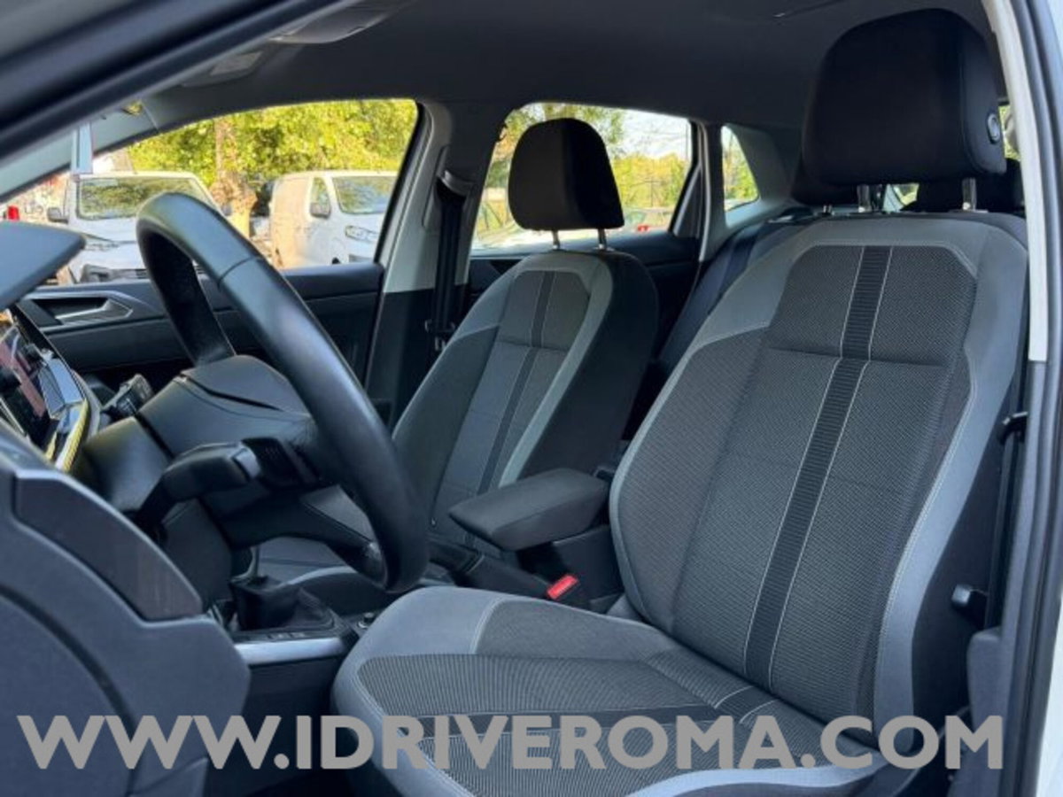 Volkswagen Polo 1.0 tsi Style 95cv dsg (8)