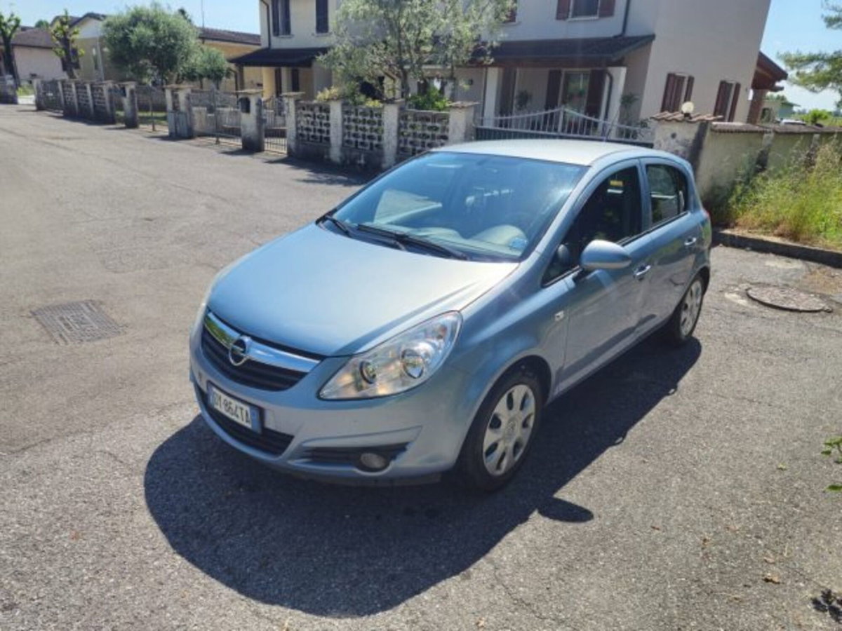 Opel Corsa 1.2 80CV 5 porte GPL-TECH Club (2)