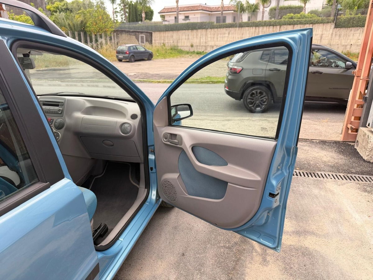 Fiat Panda 1.2 Dualogic (18)